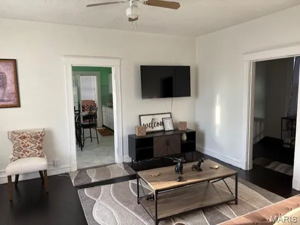 $209,900 | 8607 Jennings Station Road, Jennings, MO 63136