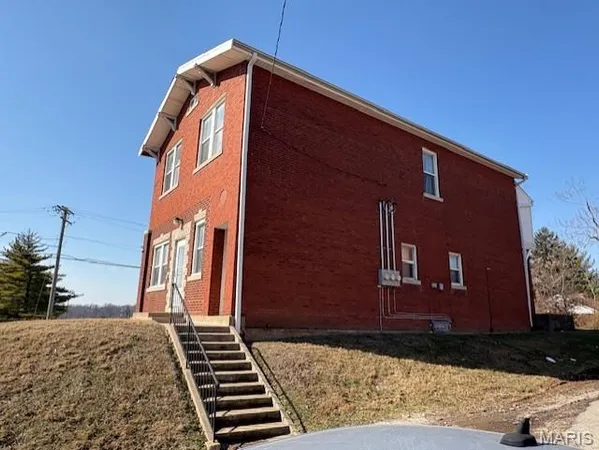 $209,900 | 8607 Jennings Station Road, Jennings, MO 63136