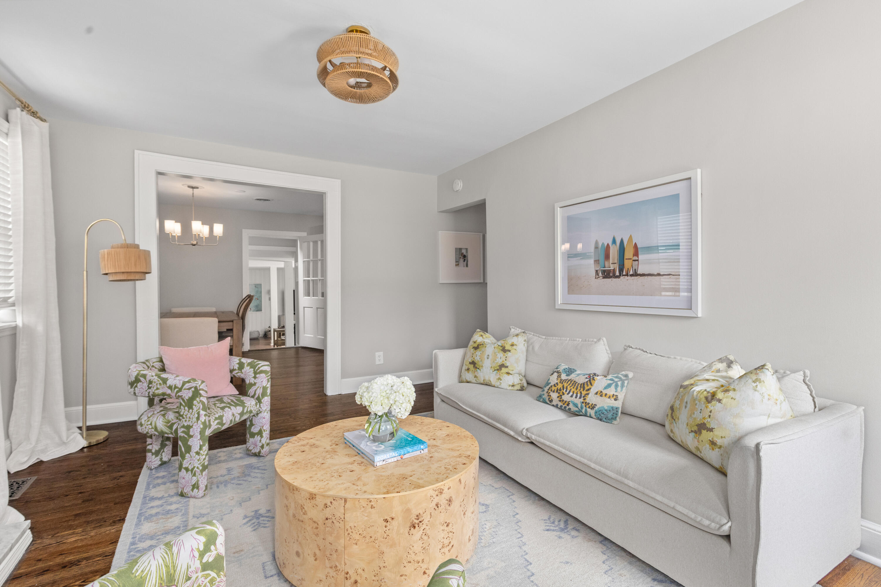 1126 Pleasant Pines Street Mount Pleasant, SC 29464 - Photo 8 of 43 1126Pleasantpines-CasaVerdeMediaLLC22