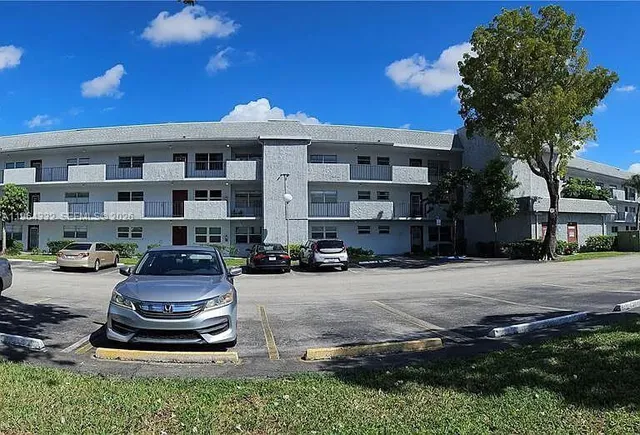 $99,500 | 8105 Northwest 61st Street, Unit A206, Tamarac, FL 33321