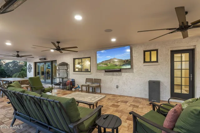 $2,750,000 | 4945 East Cheery Lynn Road, Phoenix, AZ 85018