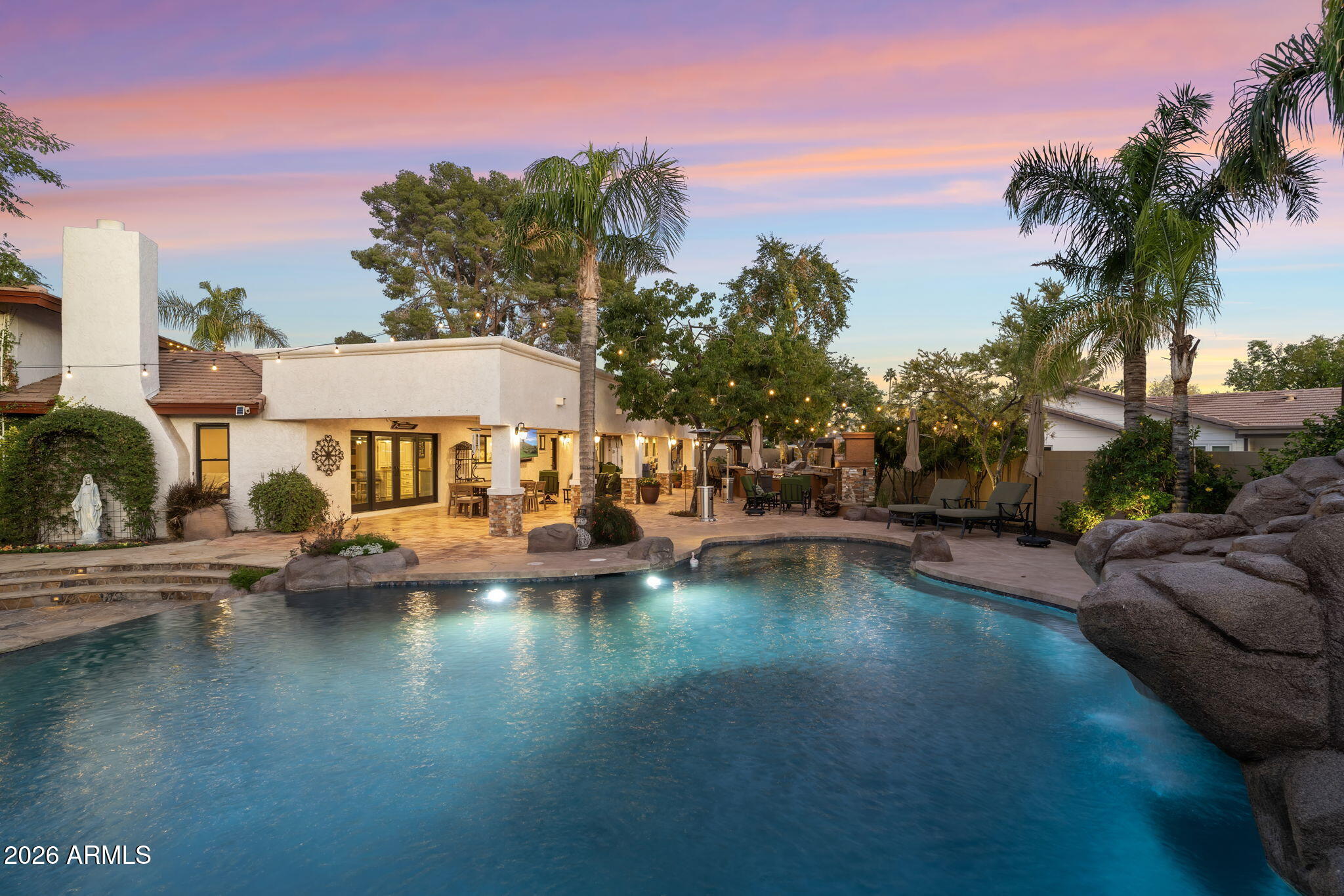 4945 East Cheery Lynn Road Phoenix, AZ 85018 - Photo 33 of 41 Super Large Pool