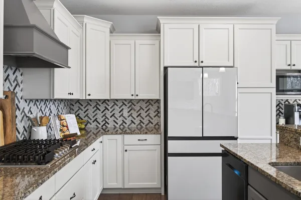 $824,999 | 13100 Granstrom Circle, Dayton, MN 55327