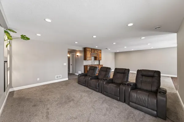 $824,999 | 13100 Granstrom Circle, Dayton, MN 55327