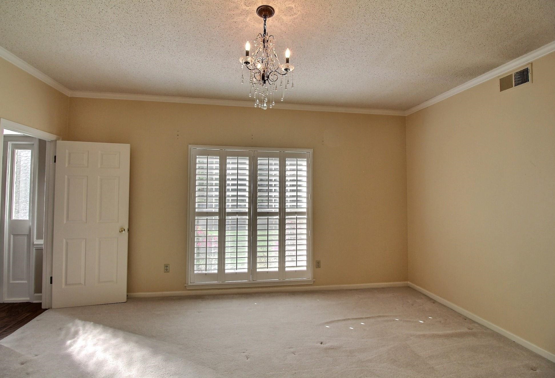 8222 Dogwood Road Germantown, TN 38139 - Photo 20 of 40 a view of livingroom with window