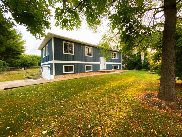 29W222 Wagner Road Naperville, IL 60564 - Photo 1 of 40