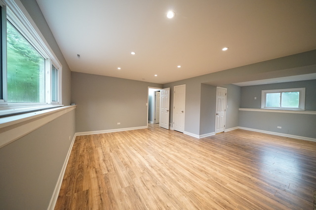 29W222 Wagner Road Naperville, IL 60564 - Photo 5 of 40
