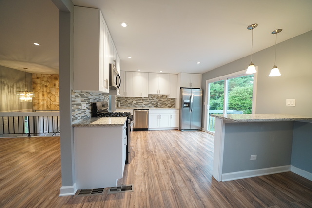 29W222 Wagner Road Naperville, IL 60564 - Photo 8 of 40