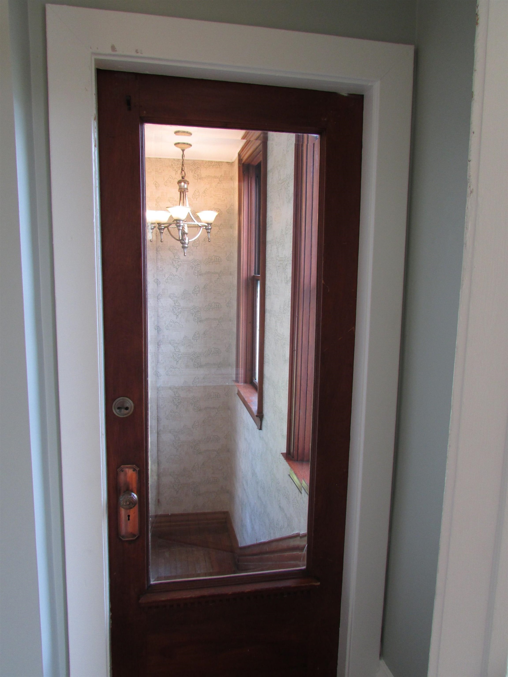 1212 East 2nd Street Superior, WI 54880 - Photo 15 of 19 Details with a chandelier