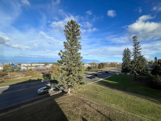 $1,325 | 1212 East 2nd Street, Superior, WI 54880