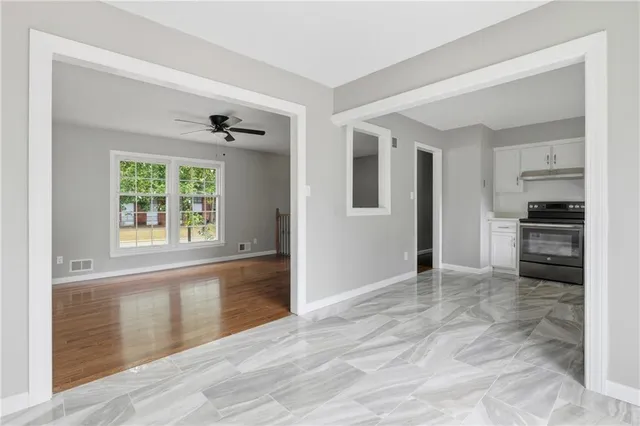 $305,000 | 1416 Southwest 3rd Street, Lee's Summit, MO 64081