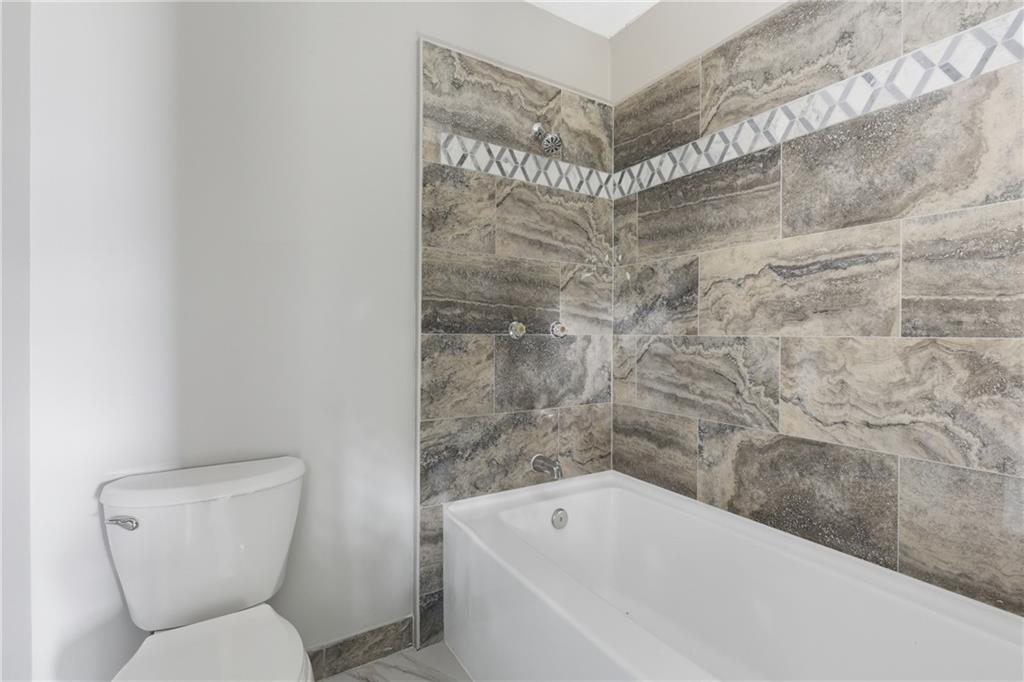 1416 Southwest 3rd Street Lee's Summit, MO 64081 - Photo 16 of 33