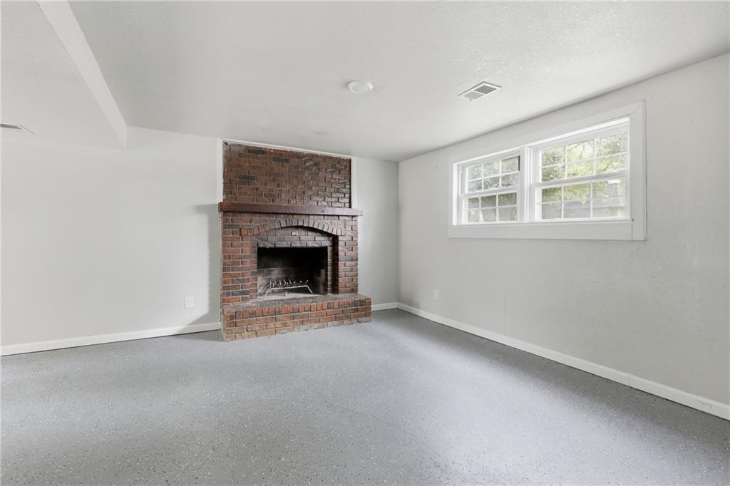 1416 Southwest 3rd Street Lee's Summit, MO 64081 - Photo 27 of 33