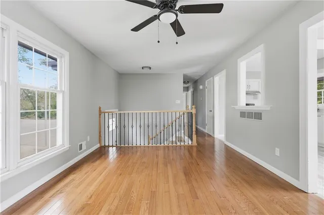 $305,000 | 1416 Southwest 3rd Street, Lee's Summit, MO 64081