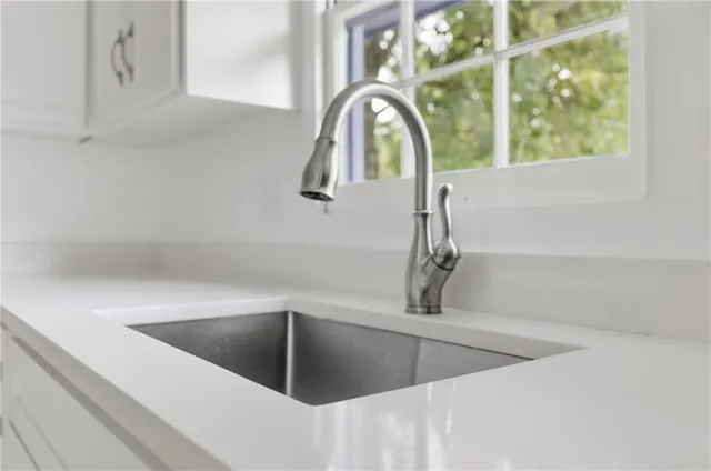 $305,000 | 1416 Southwest 3rd Street, Lee's Summit, MO 64081