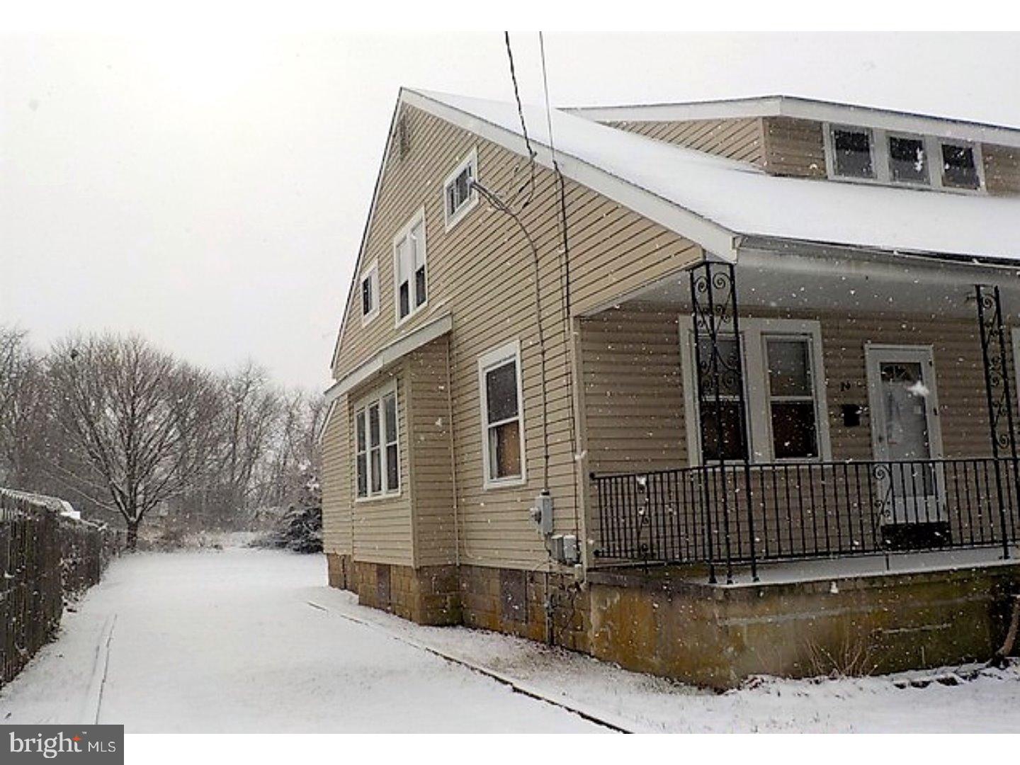 26 Zane Street Glassboro, NJ 08028 - Photo 2 of 12 Driveway