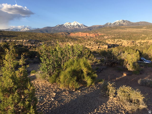 27 West Kane Canyon Dr Ridge, Unit 20 Moab, UT 84532 - Photo 1 of 19 View of mountain backdrop