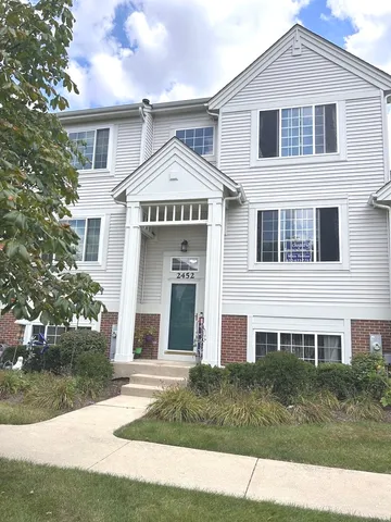$275,000 | 2452 Daybreak Court, Unit 2452, Elgin, IL 60123