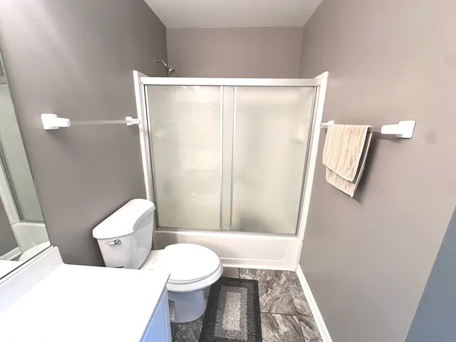 $275,000 | 2452 Daybreak Court, Unit 2452, Elgin, IL 60123