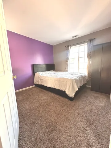 $275,000 | 2452 Daybreak Court, Unit 2452, Elgin, IL 60123