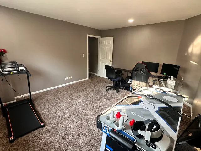 $275,000 | 2452 Daybreak Court, Unit 2452, Elgin, IL 60123