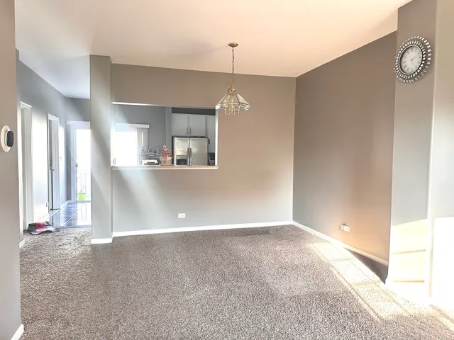 $275,000 | 2452 Daybreak Court, Unit 2452, Elgin, IL 60123