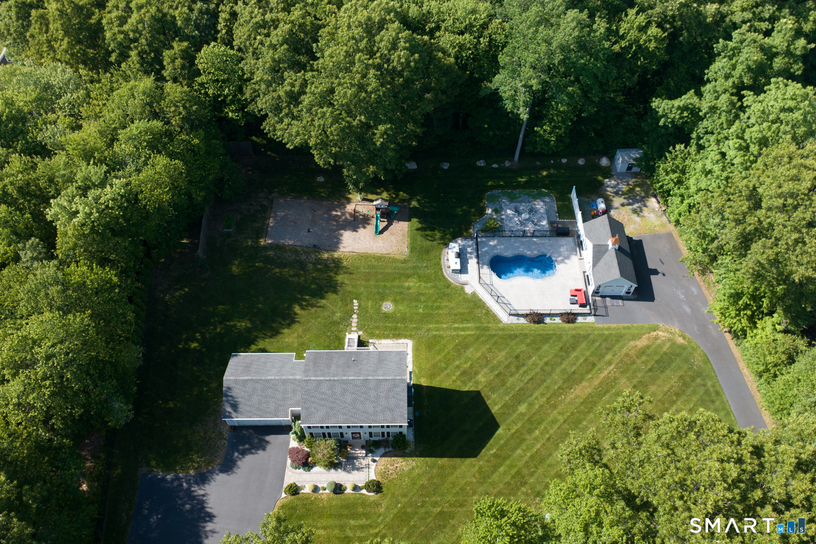 26 Chittenden Road Hebron, CT 06231 - Photo 5 of 40