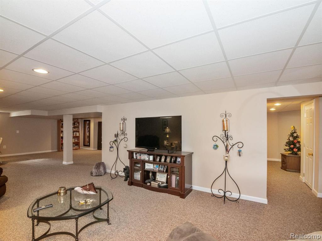 16612 Country Ridge Lane, Unit 62 Macomb, MI 48044 - Photo 18 of 25