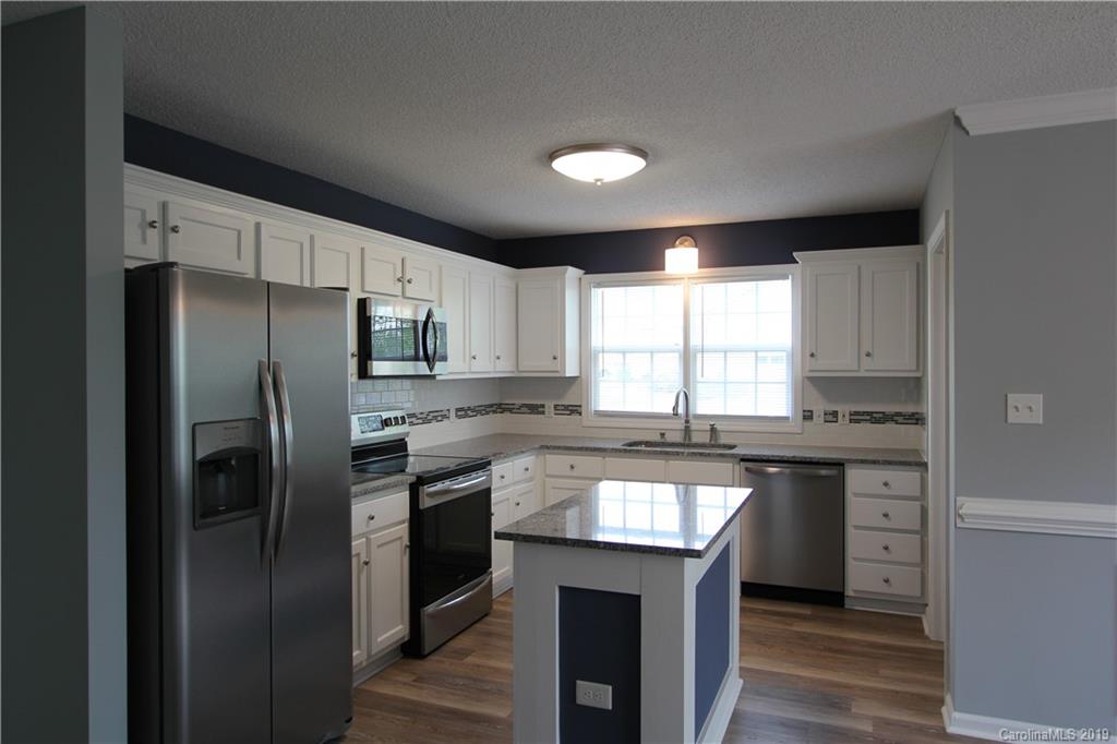 2500 Overview Road Salisbury, NC 28147 - Photo 14 of 32