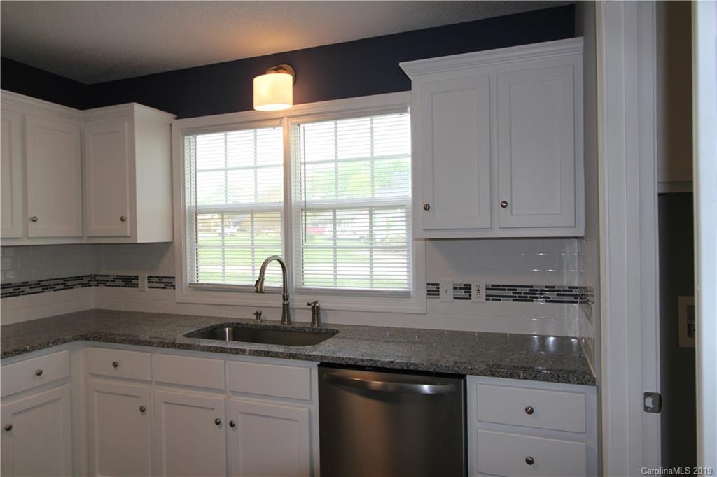 2500 Overview Road Salisbury, NC 28147 - Photo 17 of 32