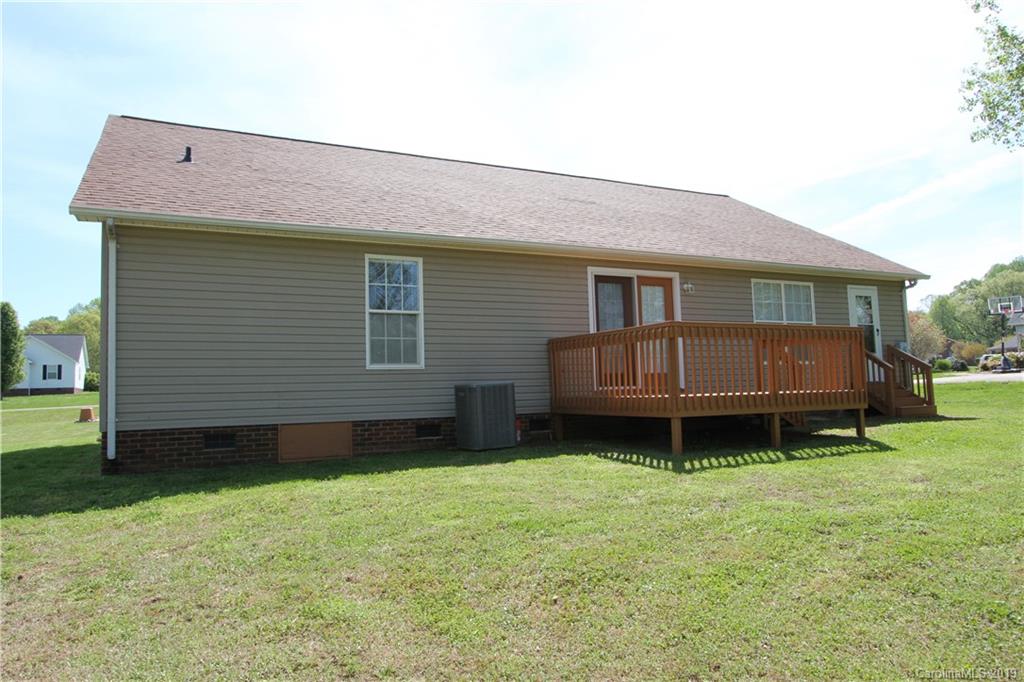 2500 Overview Road Salisbury, NC 28147 - Photo 4 of 32