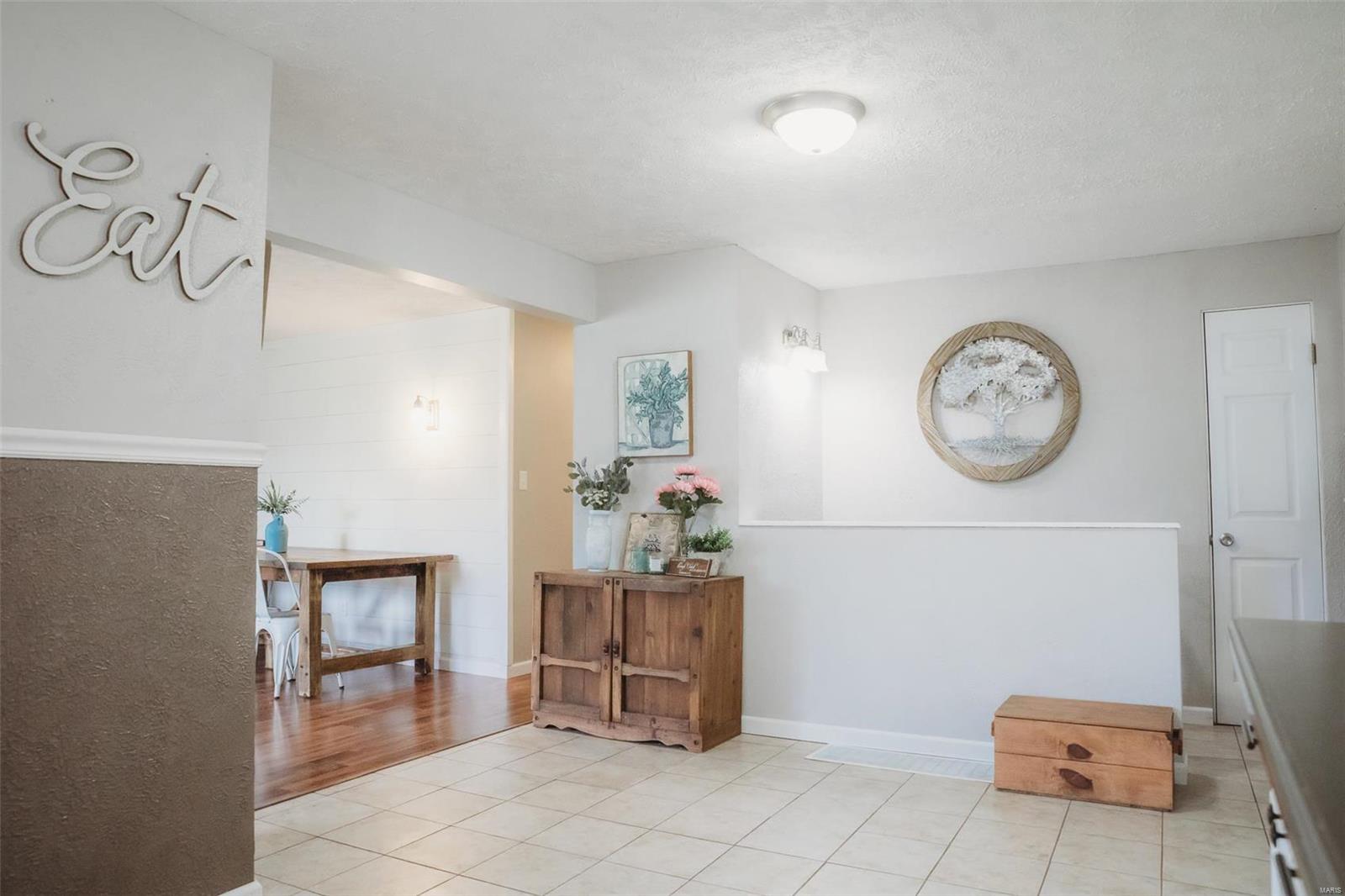 4581 Waxwing Road Pinckneyville, IL 62274 - Photo 12 of 27 Gallery Image 12