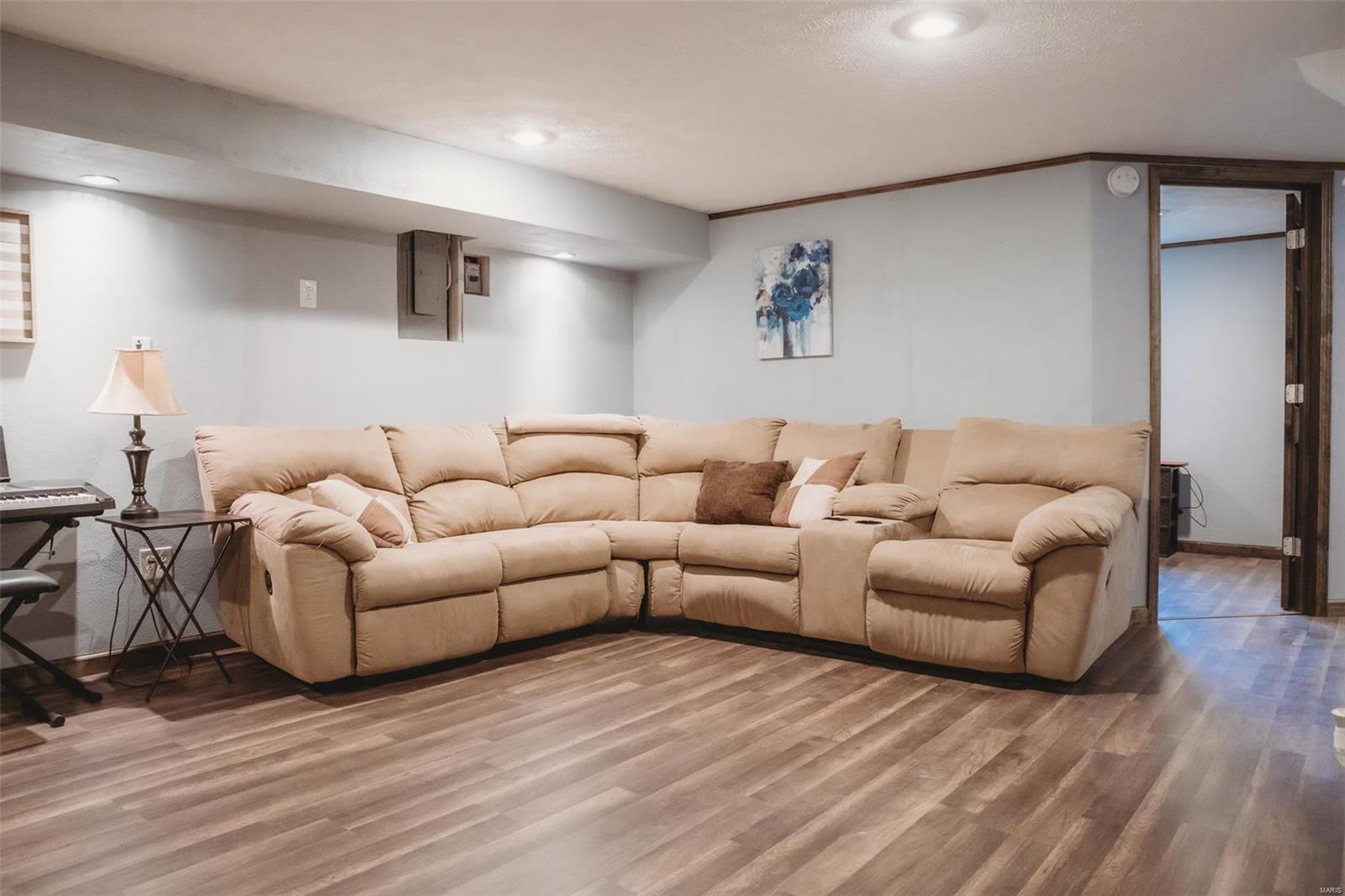 4581 Waxwing Road Pinckneyville, IL 62274 - Photo 20 of 27 Gallery Image 20