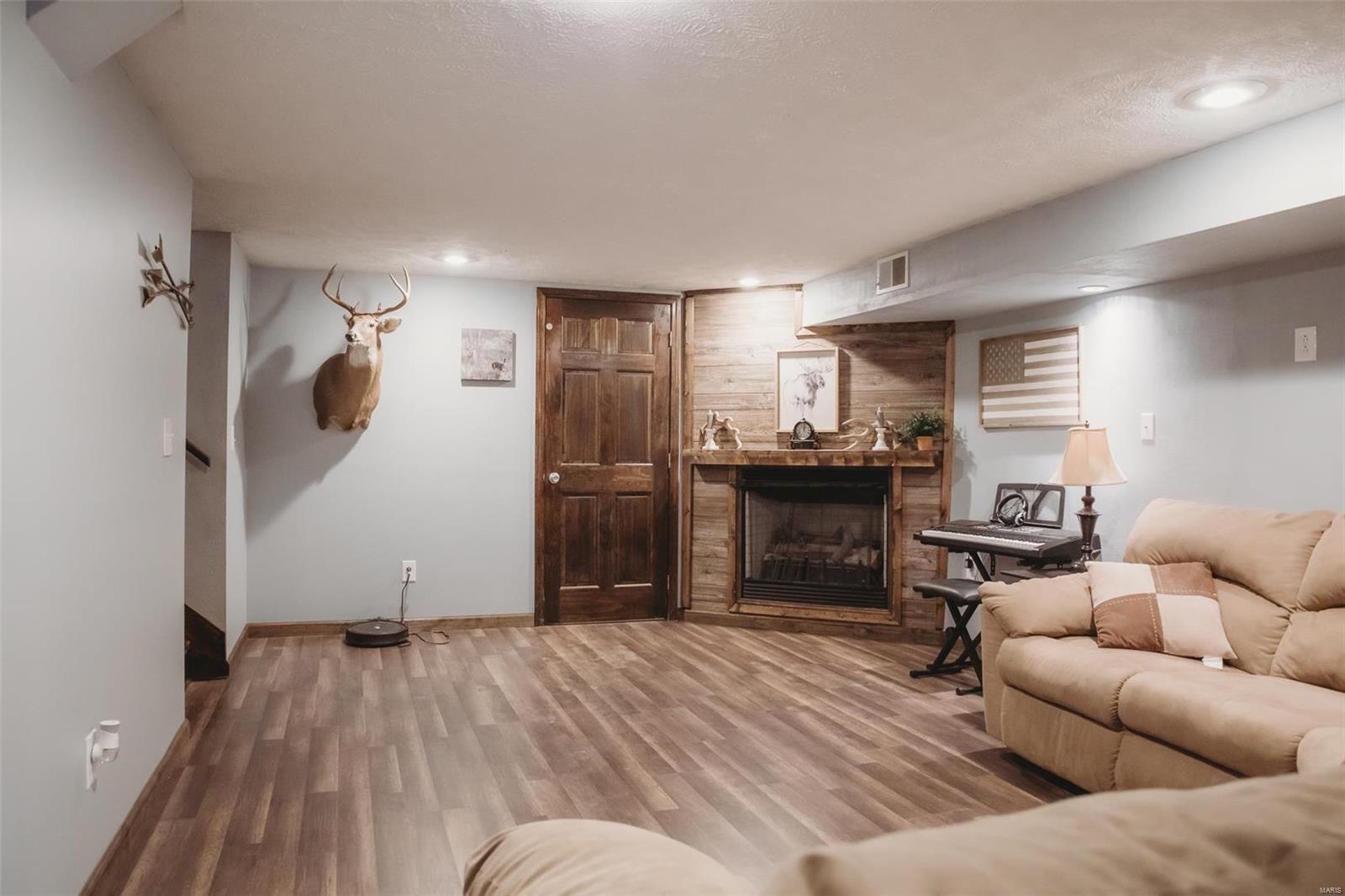 4581 Waxwing Road Pinckneyville, IL 62274 - Photo 21 of 27 Gallery Image 21