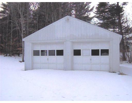 53 River Common Road Sabattus, ME 04280 - Photo 4 of 11 Parking Lot/Garage.