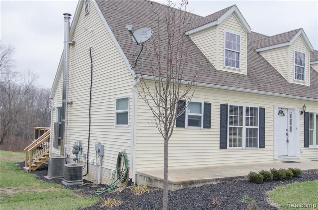 2999 North Eager Road Howell, MI 48855 - Photo 26 of 32