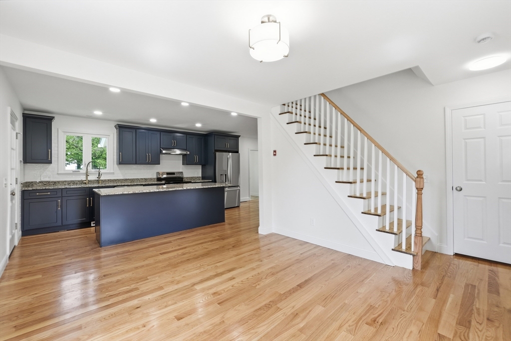 48 Old Boston Road Wilbraham, MA 01095 - Photo 3 of 26