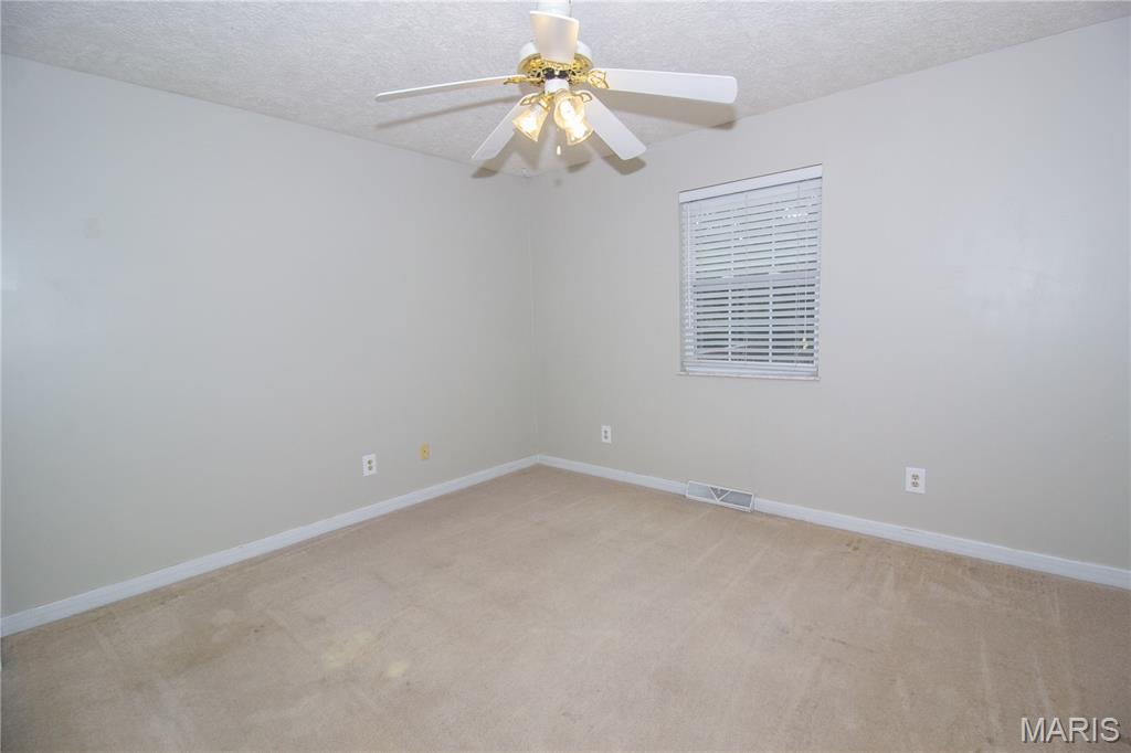 26266 Rambling Lane Richland, MO 65556 - Photo 21 of 51