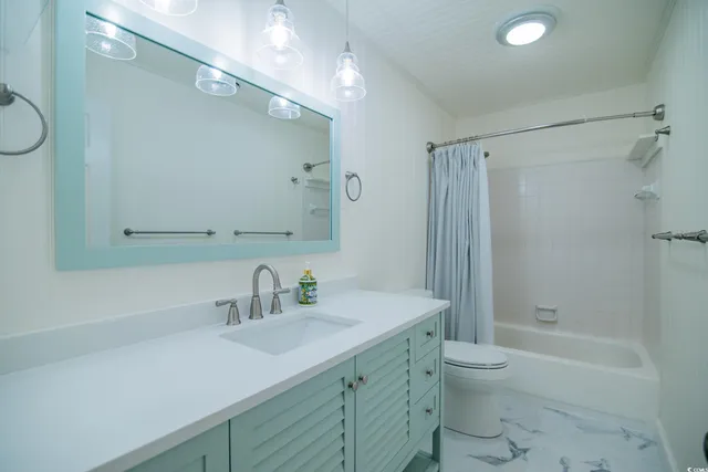 $434,500 | 63 Battery White Court, Unit 2C, Georgetown, SC 29440