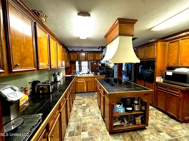 $339,000 | 427 Autumn Oak Drive, Madison, MS 39110