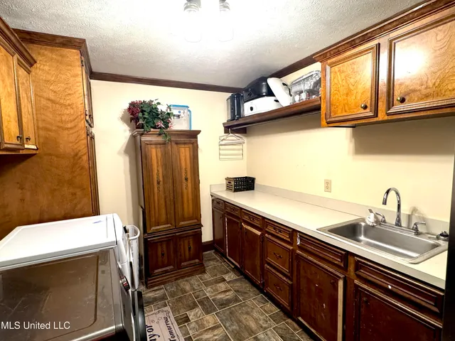 $285,000 | 427 Autumn Oak Drive, Madison, MS 39110