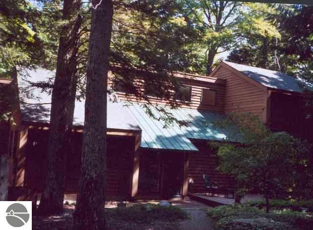 5320 Omena Point Road Omena, MI 49674 - Photo 2 of 9 1673201-1.JPG