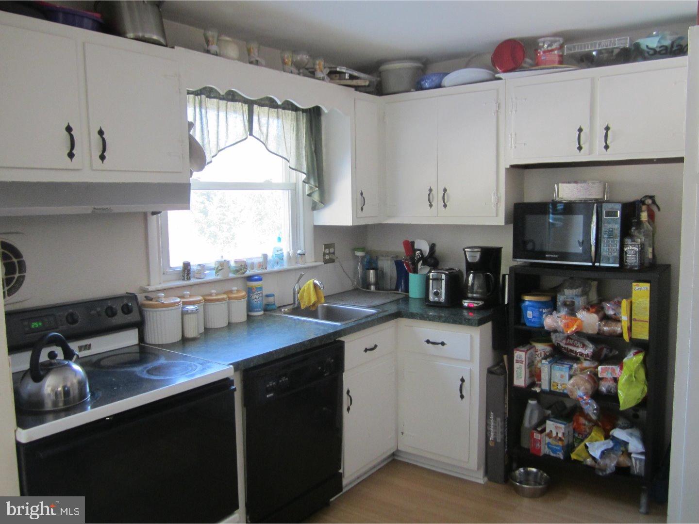 418 Willard Road Hatboro, PA 19040 - Photo 4 of 17 Gallery Image 4