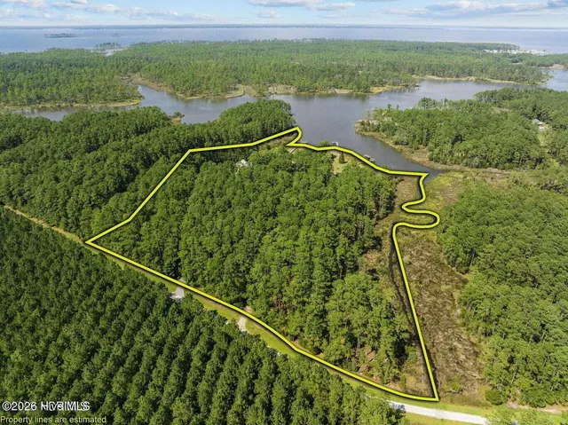 $840,000 | 224 Creek Drive, Aurora, NC 27806