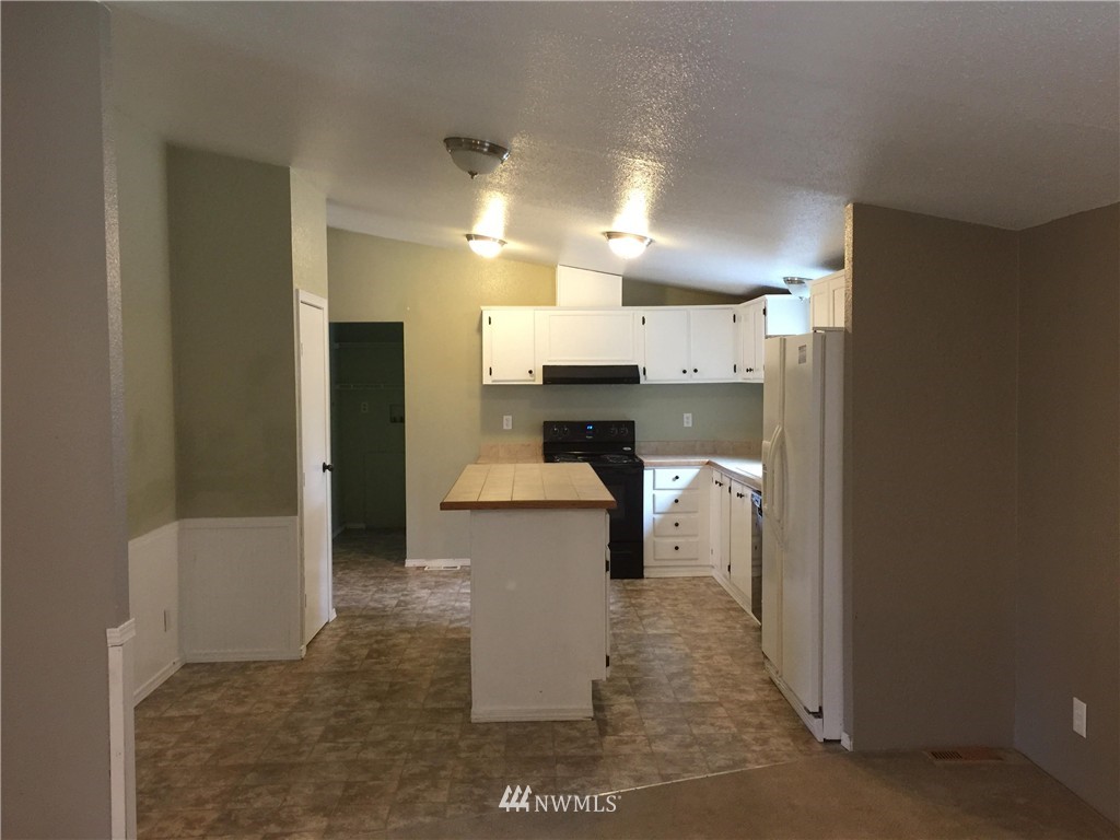 8873 Ershig Road Bow, WA 98232 - Photo 5 of 14 Gallery Image 5