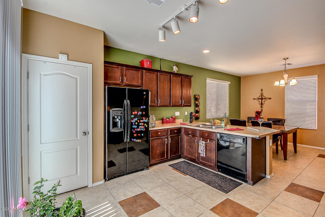 4816 West Carson Road Laveen, AZ 85339 - Photo 9 of 18 Kitchen 2