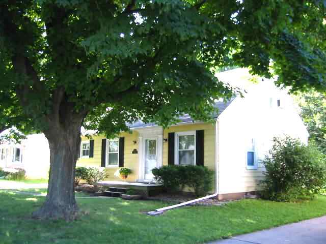 206 North Street Washington, IL 61571 - Photo 1 of 8 Gallery Image 1