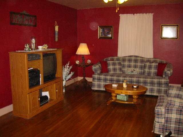 206 North Street Washington, IL 61571 - Photo 4 of 8 Gallery Image 4