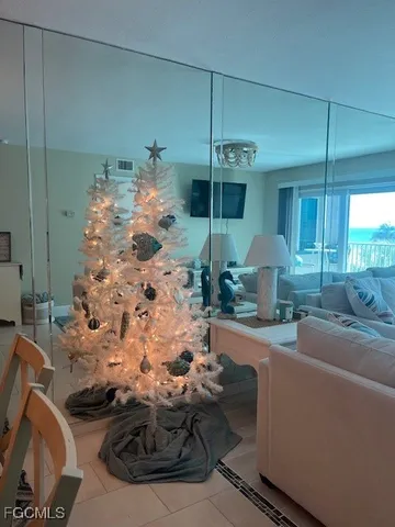 a vase of flowers sitting on a table