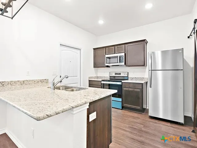 $1,750 | 5110 Rose Gdn Loop, Killeen, TX 76542